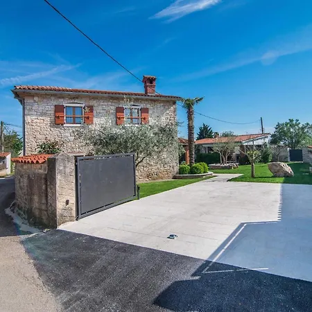 Petric Holiday home Pula